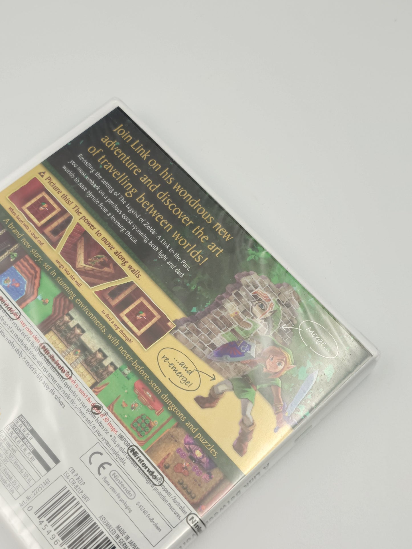 The Legend of Zelda: A Link Between Worlds (Nintendo 3DS, UKV) - Factory Sealed