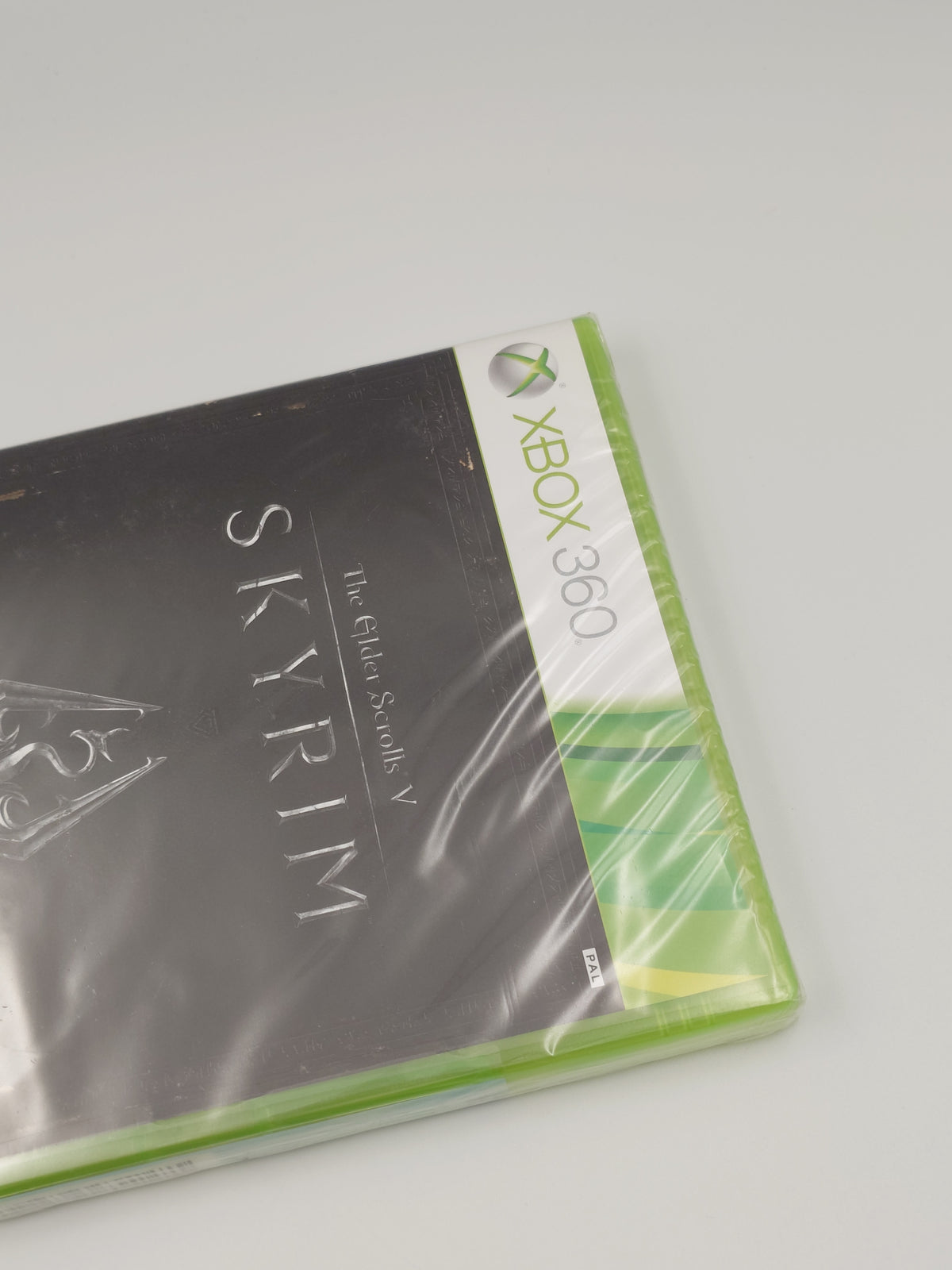 The Elder Scrolls V: Skyrim (Xbox 360, PAL) - Factory Sealed