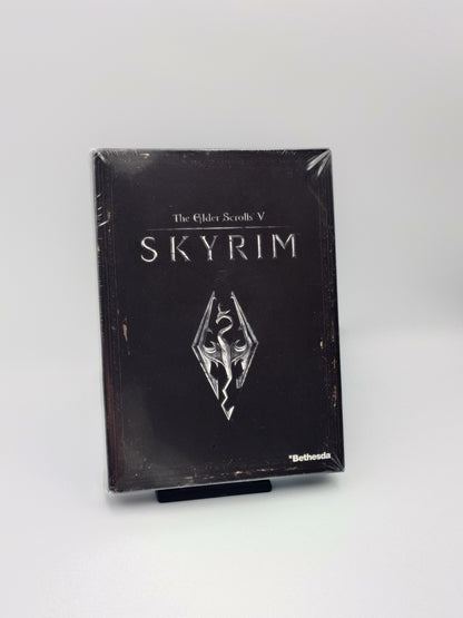 The Elder Scrolls V: Skyrim – Collector's Edition with Custom Acrylic Display Case (Xbox 360, PAL) – Factory Sealed