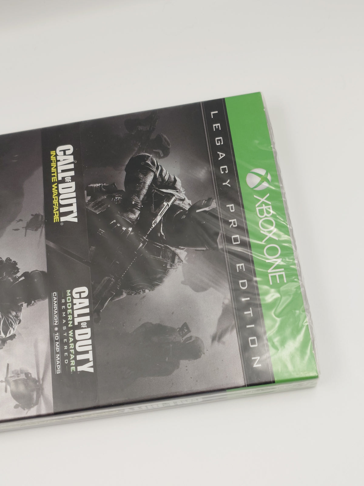 Call of Duty: Infinite Warfare – Legacy Pro Edition (Xbox One, PAL) - Factory Sealed